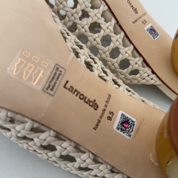 Larroude Dew Drop Macreme Mule in Ivory Leather with Gold Heel 9.5 New! - Picture 9 of 10